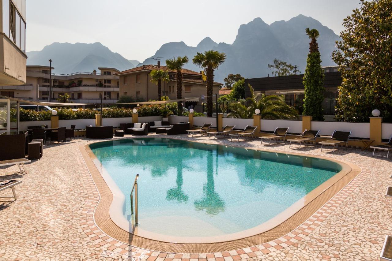 Hotel New Garden Torbole Sul Garda Exteriér fotografie