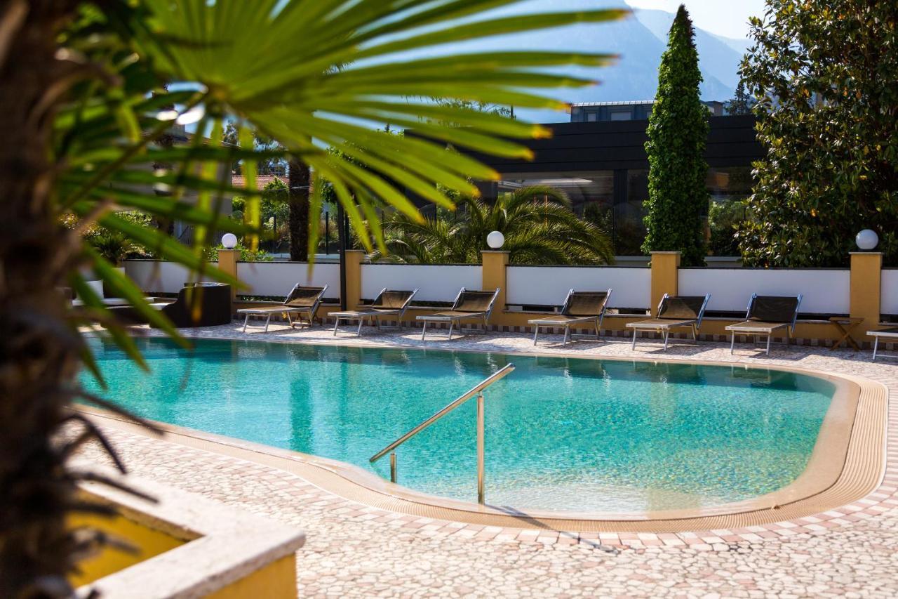 Hotel New Garden Torbole Sul Garda Exteriér fotografie